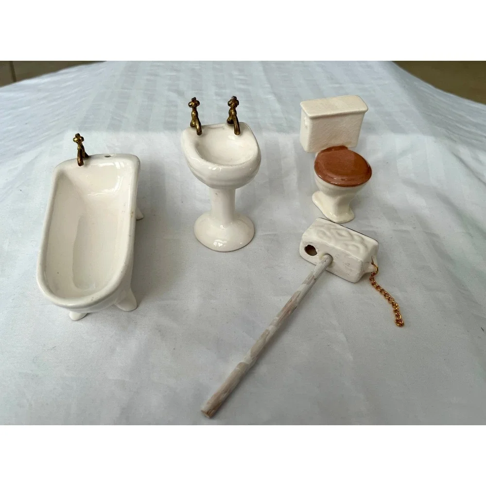 Vintage Miniature Ceramic Bathroom Set 4pc Dollhouse Bathtub Sink Toilet Taiwan